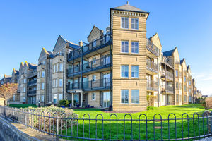 Photo 25- click for photo gallery